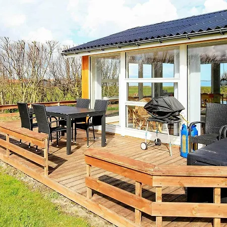 Two-bedroom Holiday In 4 度假居